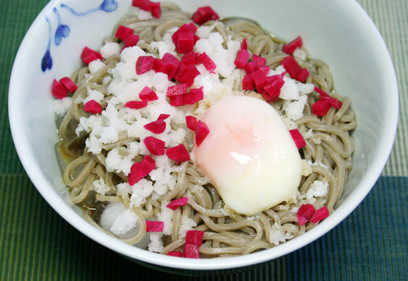 Cold Summer Noodles: Karami Daikon Beni Shoga Onsen Tamago Hiyashi Soba 辛味大根 紅生姜 温泉卵 冷やしそば