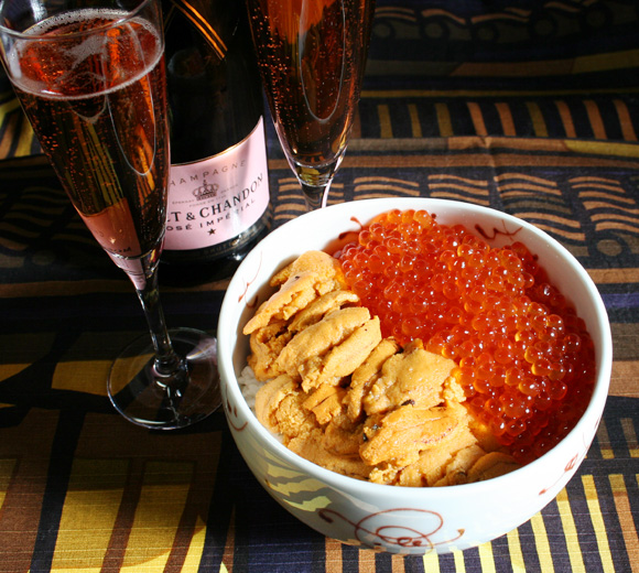 Japanese New Year's Breakfast, KyotoFoodie Style - Uni Ikura Donburi and Champagne 京都フーディお正月朝食 - 雲丹いくら丼 + シャンパン